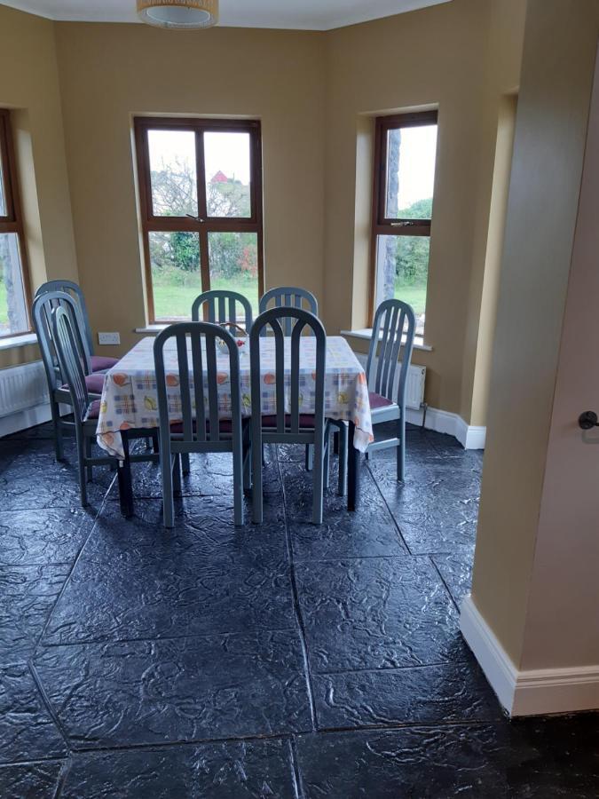 Shannon'S House Doolin Bagian luar foto